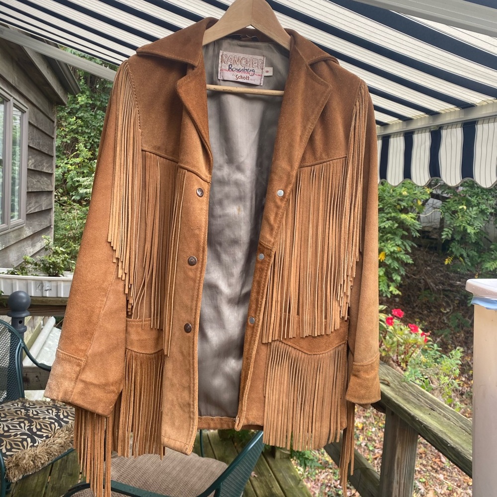 Stunning Vintage suede fringe Rancher coat